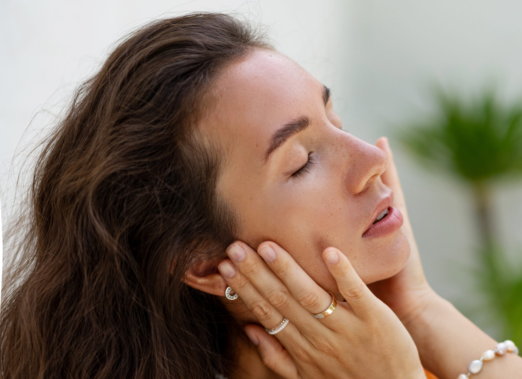 Beauty Tips for Radiant Skin in the UAE